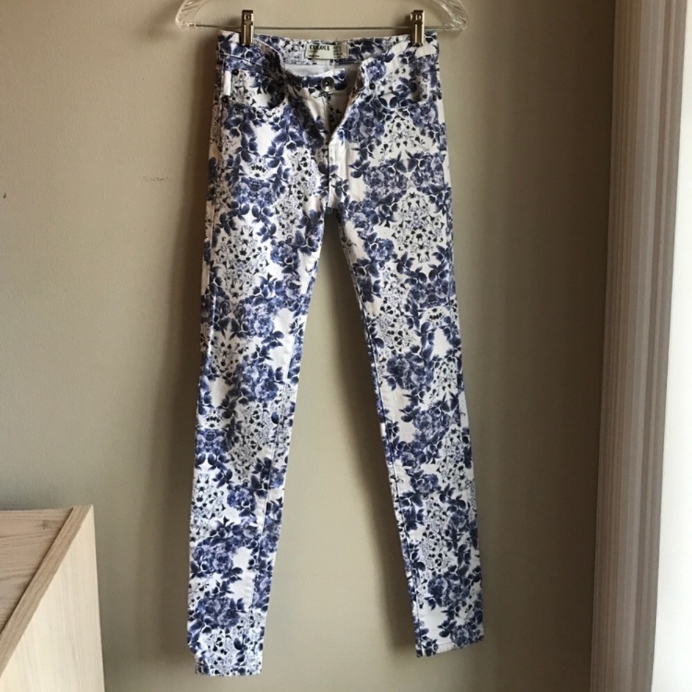 Colour by Cotton On Kaleidoscope print skinnies